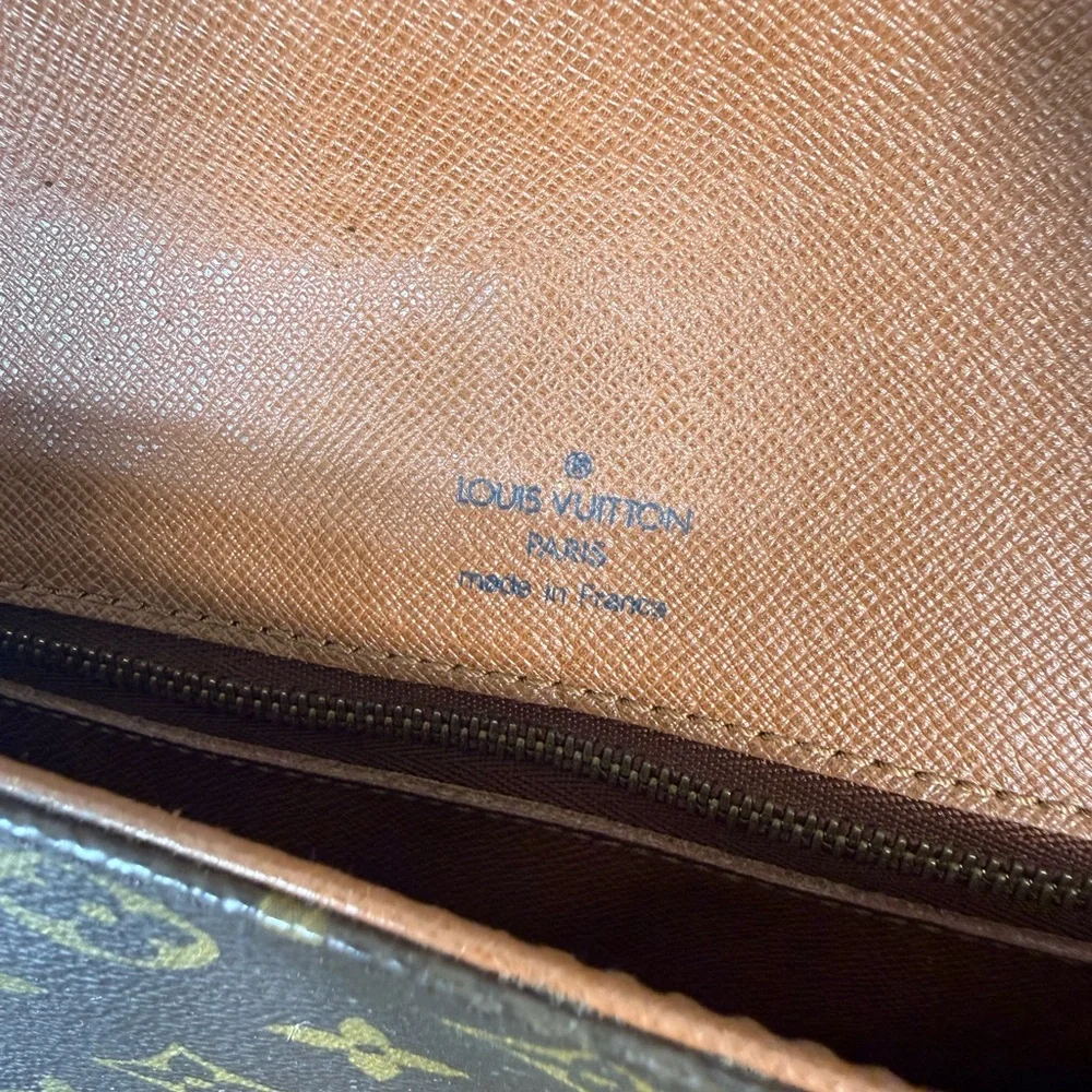 Authentic Louis Vuitton Monogram Chantilly MM